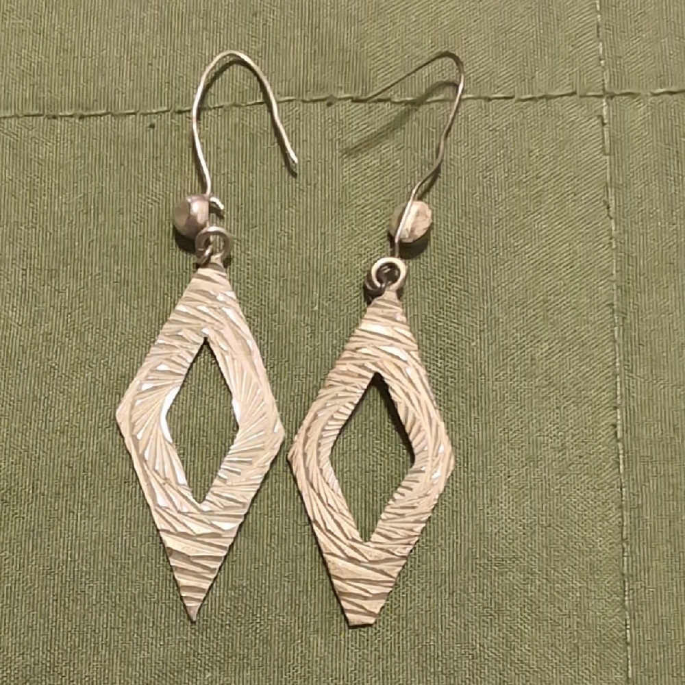 Vintage Italy 925 Sterling Silver Diamond Shape Dangle Earrings